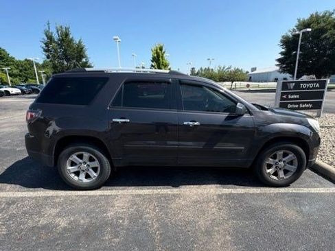 Used 2016 GMC Acadia SLE FWD image 4