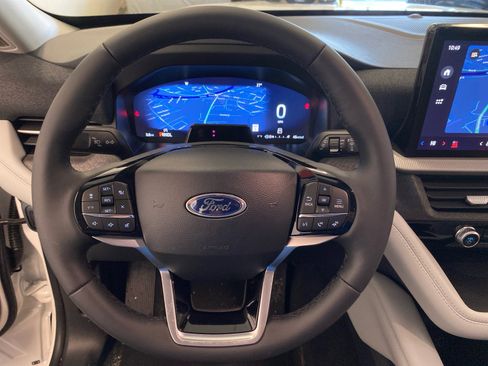 New 2026 Ford Explorer Platinum image 20