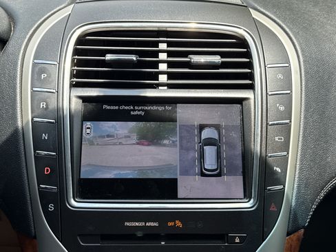 Used 2019 Lincoln Nautilus Reserve FWD image 20