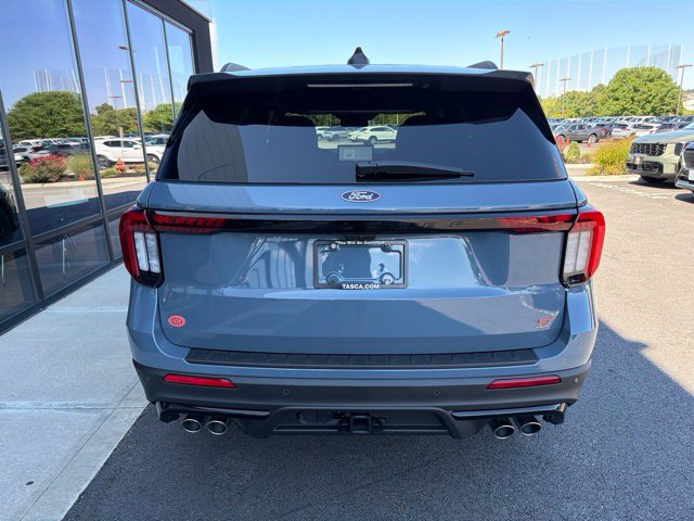 New 2027 Ford Explorer ST AWD/4WD image 4