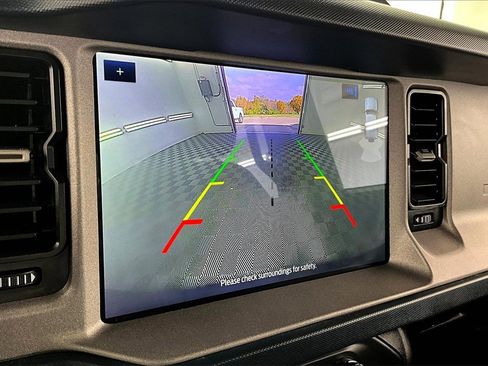 Used 2024 Ford Bronco Outer Banks image 21