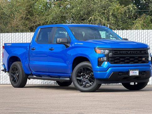 New 2026 Chevrolet Silverado 1500 Custom image 2