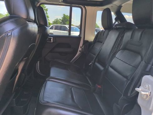 Used 2023 Jeep Wrangler Unlimited Sahara w/ Cold Weather Group AWD/4WD image 14
