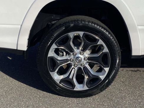 Used 2023 RAM 1500 Limited image 9