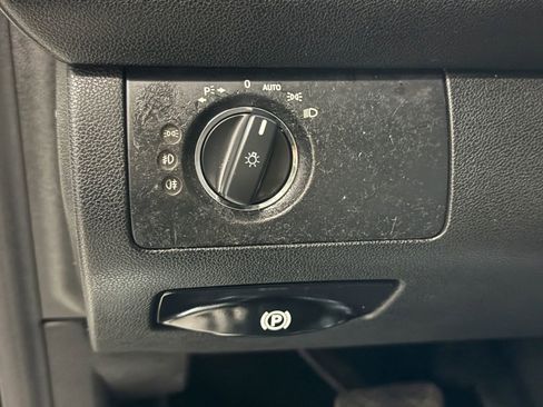 Used 2010 Mercedes-Benz ML 350 ML 350 4MATIC Sport Utility 4D image 27