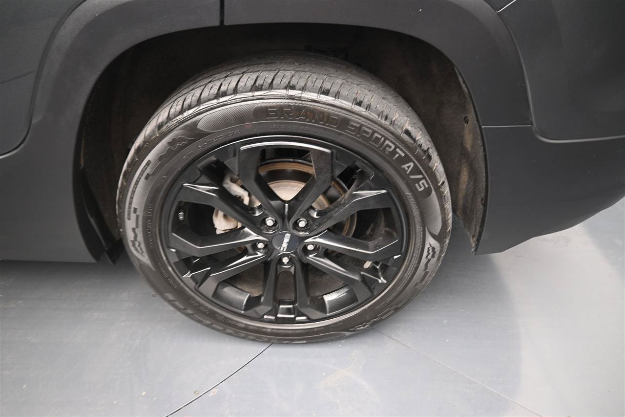 Used 2020 GMC Terrain SLT w/ Preferred Package FWD image 17