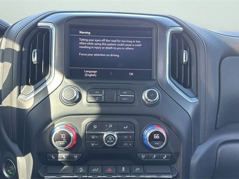 Used 2021 GMC Sierra 1500 AT4 w/ AT4 Preferred Package image 8