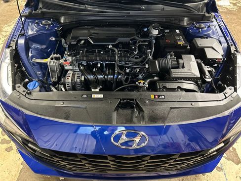 Certified 2023 Hyundai Elantra SEL w/ Convenience Package FWD image 10