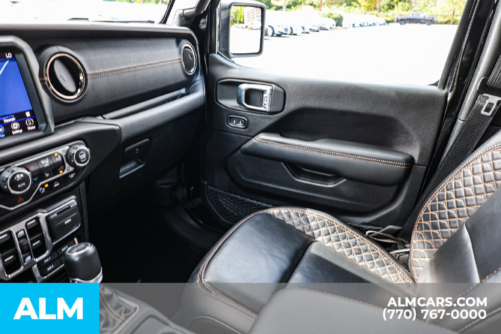 Used 2023 Jeep Wrangler Unlimited Sahara AWD/4WD image 39
