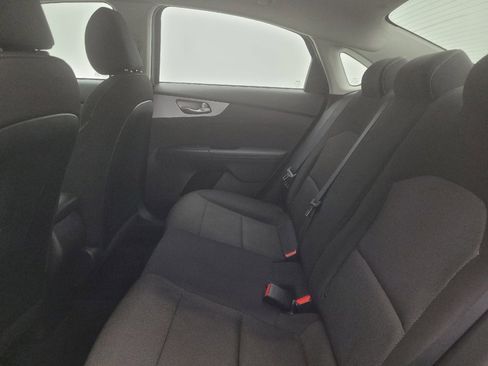Used 2024 Kia Forte LXS FWD image 18