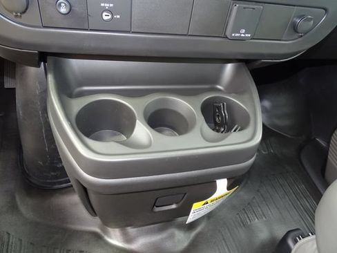 New 2026 Chevrolet Express 2500 w/ Driver Convenience Package RWD image 14