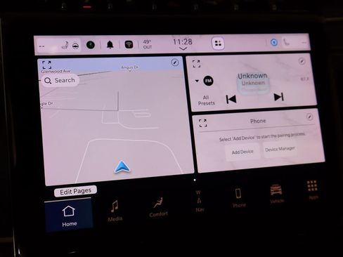 Used 2023 Jeep Grand Cherokee Limited w/ Black Appearance Package image 33