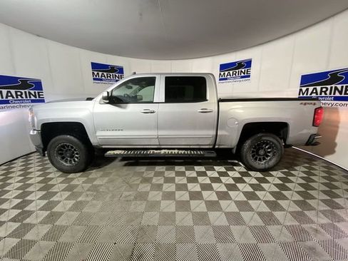 Used 2017 Chevrolet Silverado 1500 LT w/ All Star Edition image 13