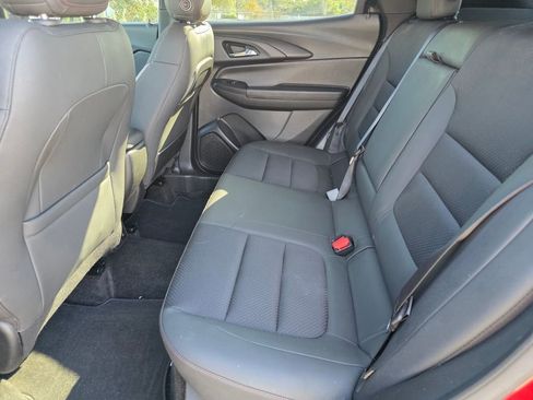 Used 2023 Chevrolet TrailBlazer RS w/ Convenience Package image 18