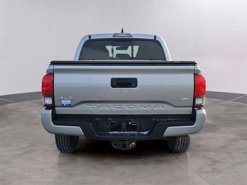 Used 2020 Toyota Tacoma SR image 5