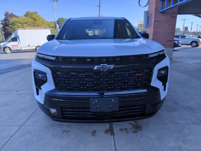 Used 2026 Chevrolet Traverse RS w/ LPO, Floor Liner Package AWD/4WD image 11