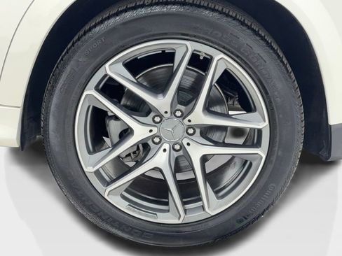 Used 2024 Mercedes-Benz GLE 53 AMG 4MATIC Coupe w/ Driver Assistance Package image 65