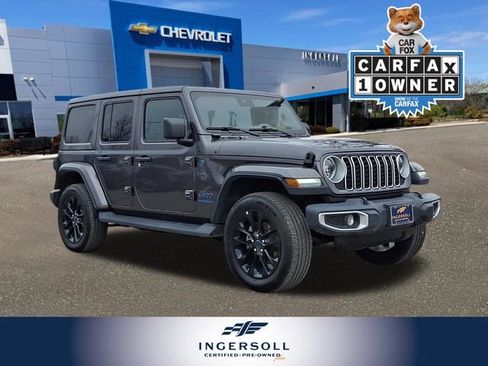 Used 2025 Jeep Wrangler Sahara 4xe image 1
