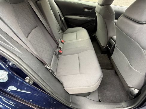 Used 2020 Toyota Corolla LE w/ Carpet Mat Package (TMS) image 18
