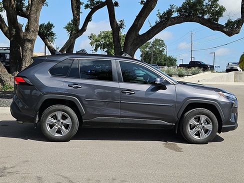 Certified 2024 Toyota RAV4 XLE w/ Convenience Package FWD image 6
