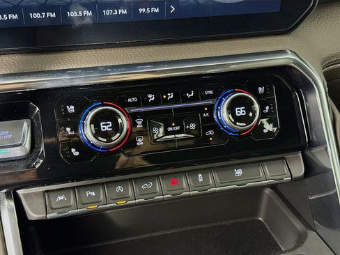 Certified 2025 GMC Sierra 1500 Denali image 16