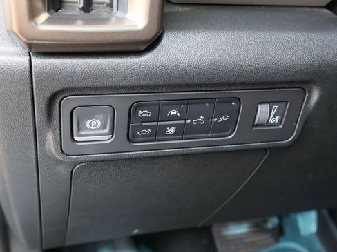 Used 2024 GMC Hummer EV 3X w/ Omega Edition image 12