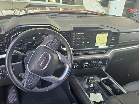 Used 2023 GMC Sierra 1500 SLT w/ SLT Premium Package AWD/4WD image 12