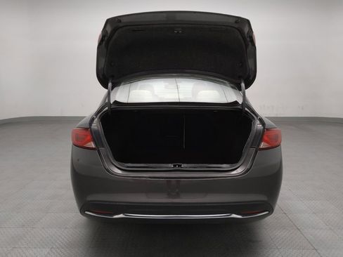Used 2015 Chrysler 200 C image 29