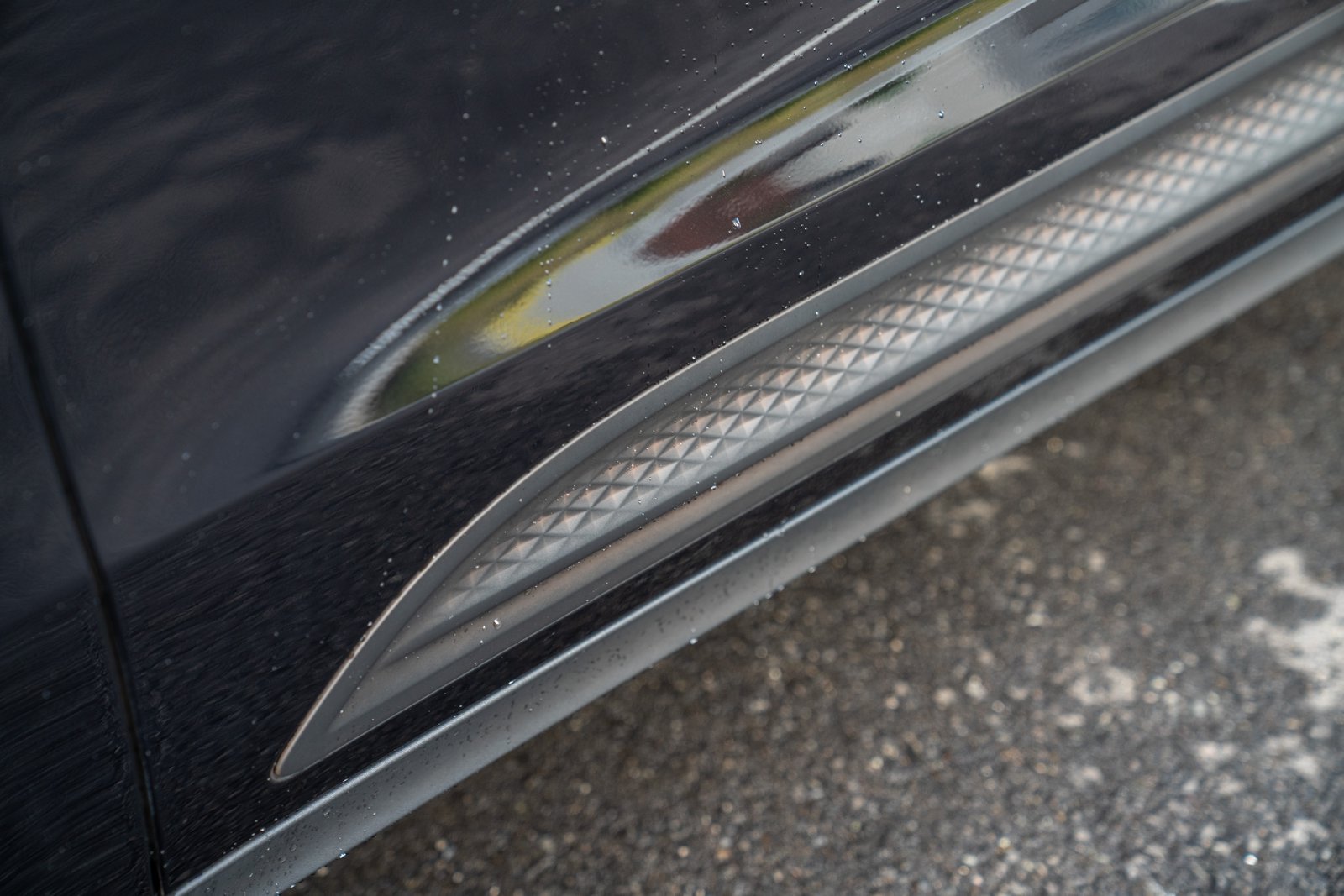 Certified 2023 Porsche Macan S AWD/4WD image 30