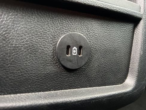 Used 2023 Ford Edge SEL image 28