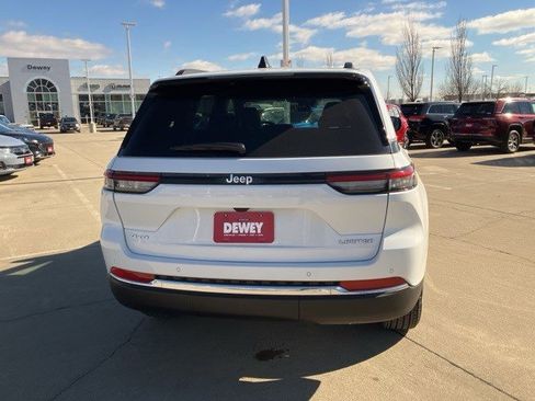 Certified 2025 Jeep Grand Cherokee Limited w/ Trailer Tow Package image 7