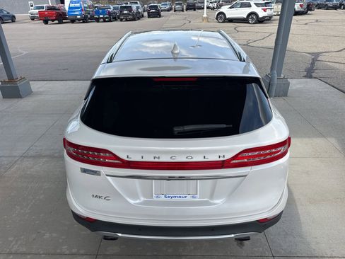 Used 2019 Lincoln MKC Premiere image 6