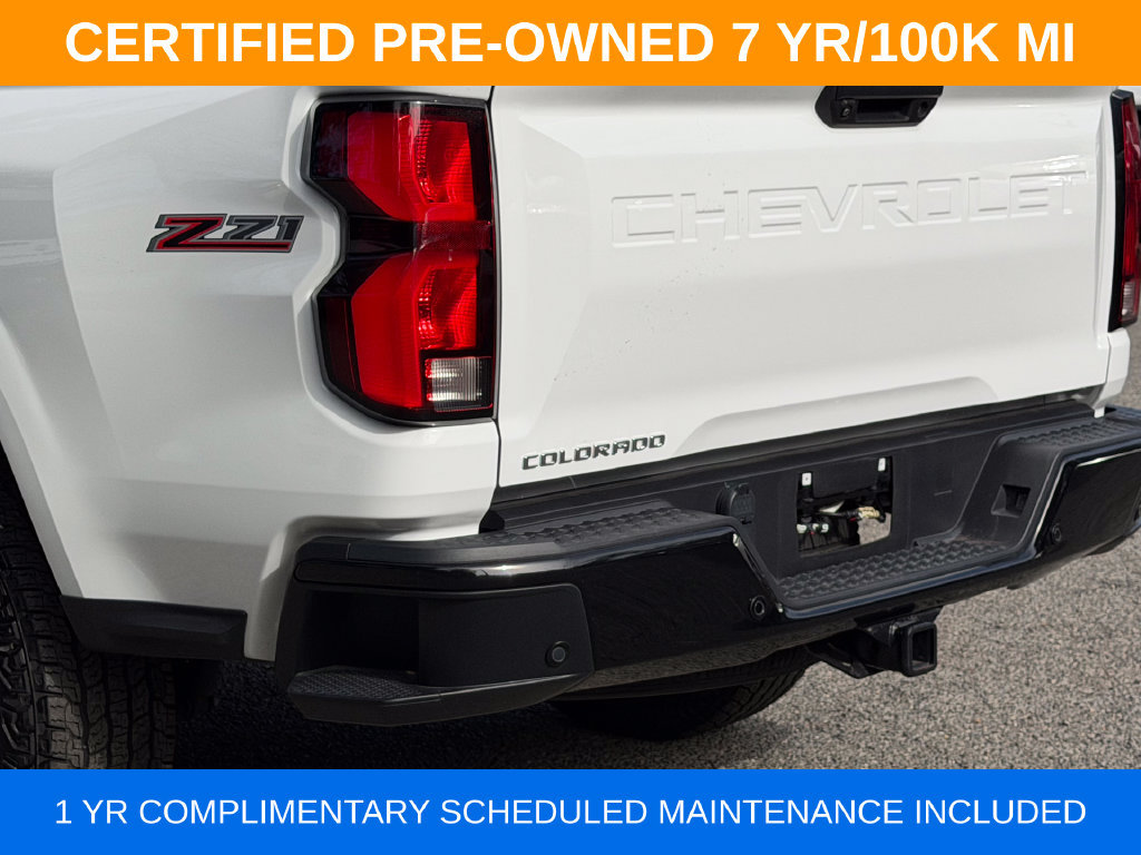 Used 2025 Chevrolet Colorado Z71 w/ Technology Package AWD/4WD image 11