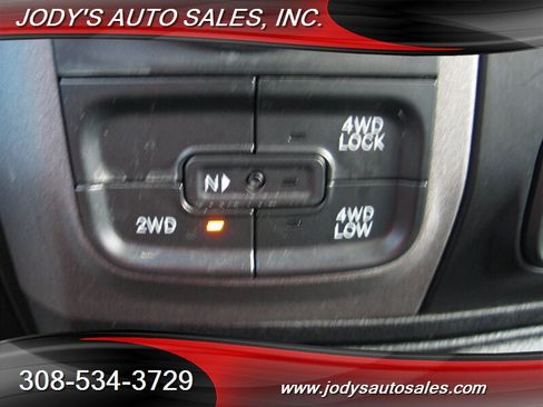 Used 2017 RAM 1500 Tradesman w/ Cold Weather Group AWD/4WD image 16