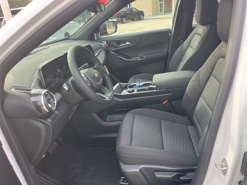 New 2026 Chevrolet Equinox LT w/ LPO, Floor Liner Package image 15