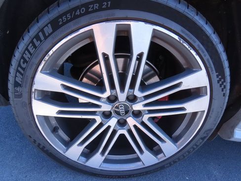 Used 2020 Audi SQ5 Premium Plus image 17