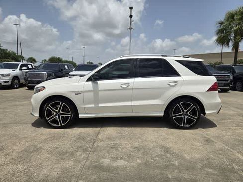 Used 2019 Mercedes-Benz GLE 43 AMG 4MATIC image 3
