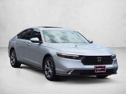 Used 2024 Honda Accord EX image 3