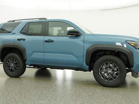 New 2026 Toyota 4Runner SR5 RWD image 28