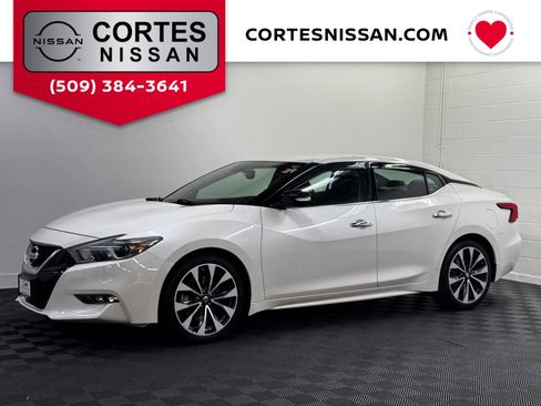Used 2017 Nissan Maxima SR FWD image 1