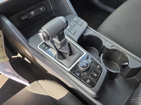 Used 2024 Kia Sportage LX image 22