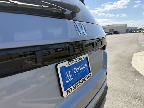 Certified 2025 Honda Pilot TrailSport image 47