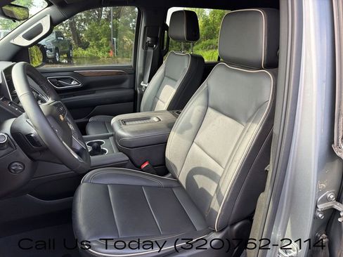 Certified 2024 Chevrolet Tahoe Premier AWD/4WD image 15
