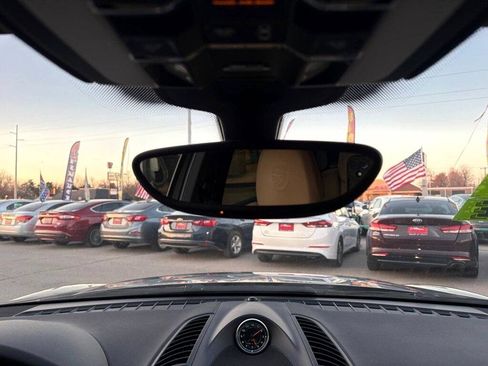 Used 2014 Porsche Cayenne AWD 4dr Manual image 46