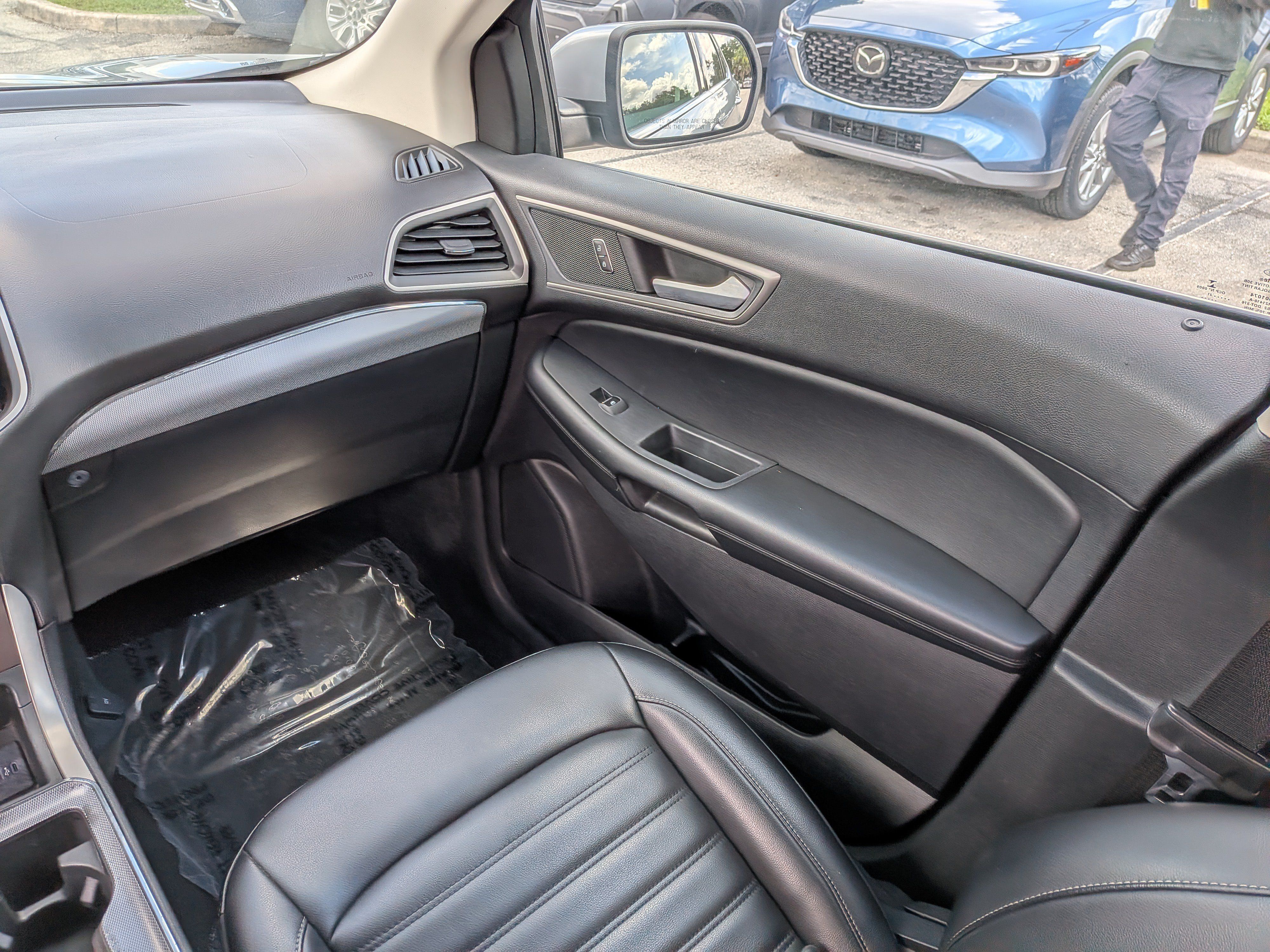 Used 2021 Ford Edge SEL AWD/4WD image 18