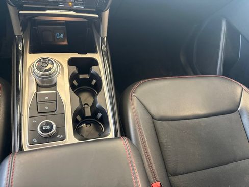 Certified 2024 Ford Explorer ST-Line w/ Class IV Trailer Tow Package AWD/4WD image 25