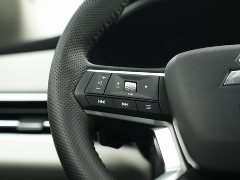 New 2025 Mitsubishi Outlander SE image 27