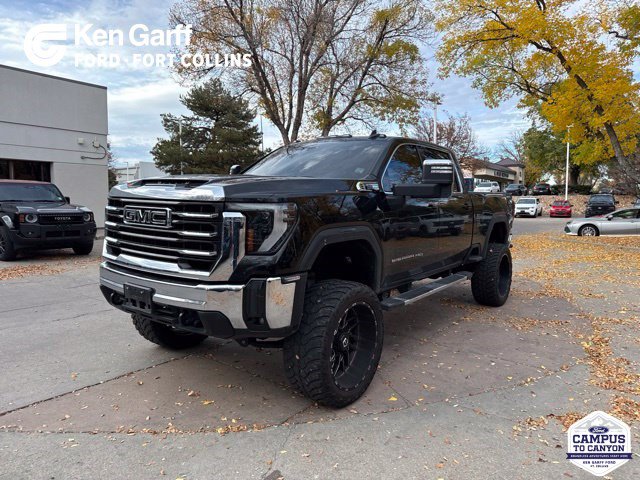 Used 2025 GMC Sierra 2500 SLE w/ SLE Value Package; AWD/4WD image 1