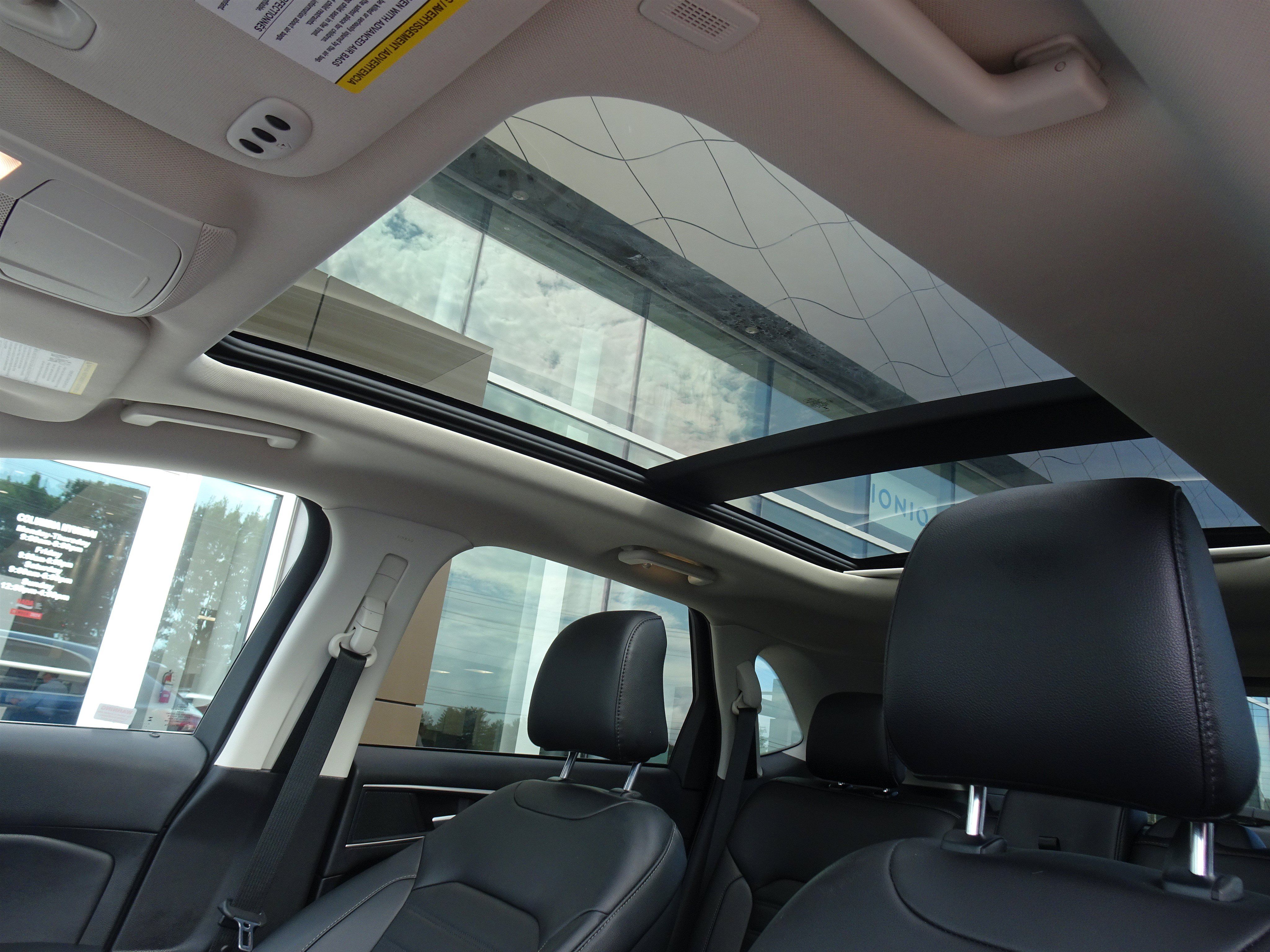 Used 2024 Ford Edge SEL w/ Convenience Package AWD/4WD image 12