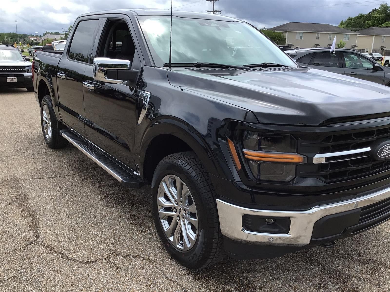 New 2026 Ford F150 XLT w/ Equipment Group 302A MID AWD/4WD image 7